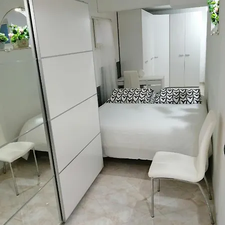 Vem Grazioso E Rifinito Sottopiano - Underground Floor Apartment Quartu Sant'Elena