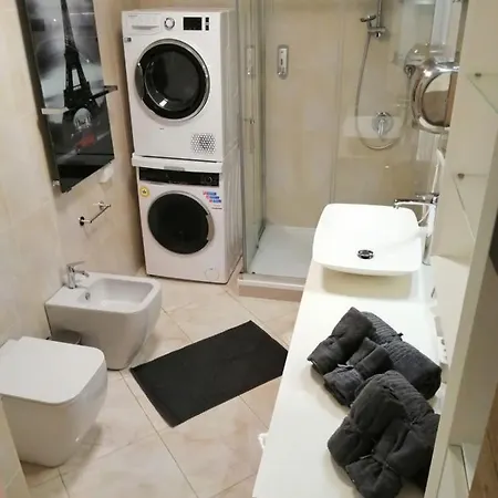 Apartment Vem Grazioso E Rifinito Sottopiano - Underground Floor